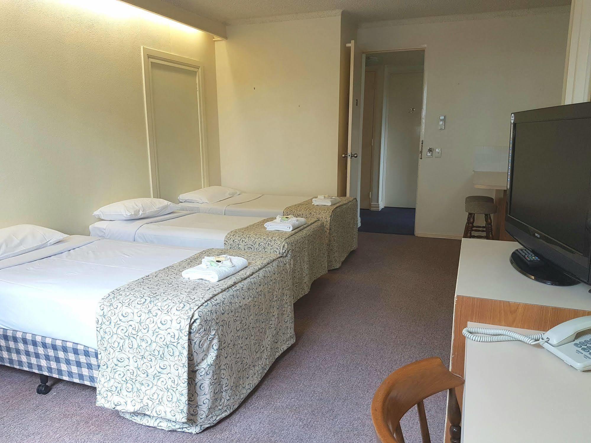 Hotel Cavalier Wantirna South Exterior foto
